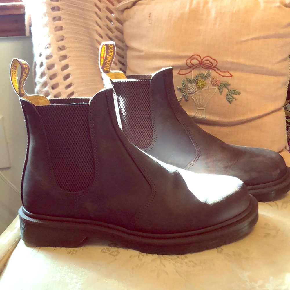 Dr. Martens Chelsea Boots